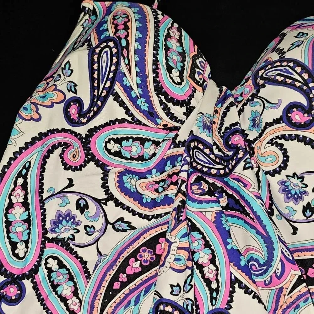 NWT Island Escape Womens Floral‎ Paisley Swim Top 6